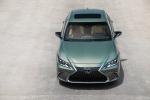 Lexus ES300h 2018 года (WW)